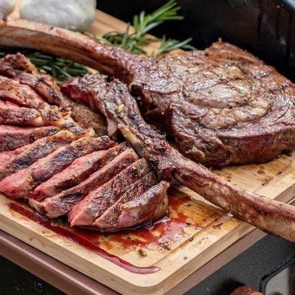 tomahawk steak